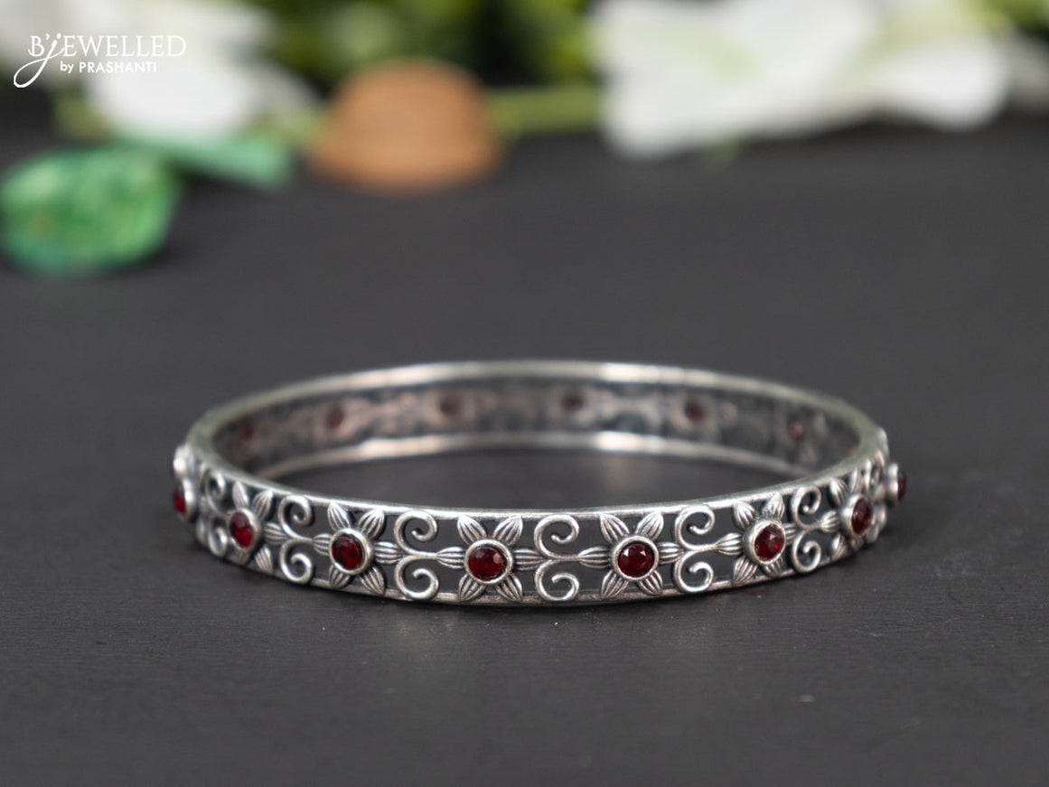 Oxidised bangle with ruby stones