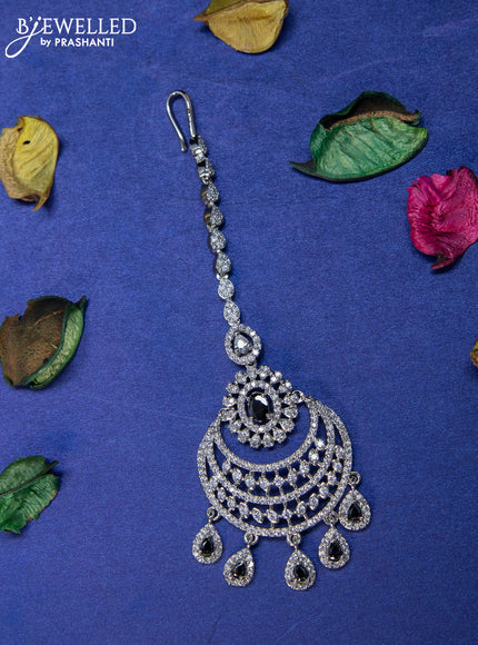 Zircon maang tikka with black & cz stones and hangings