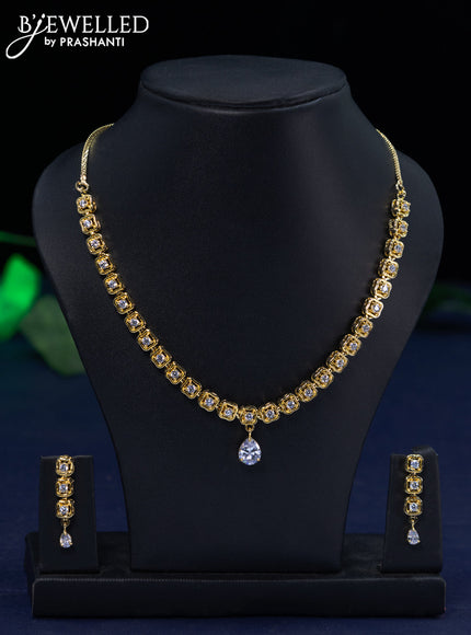 Zircon necklace with cz stones in gold finish