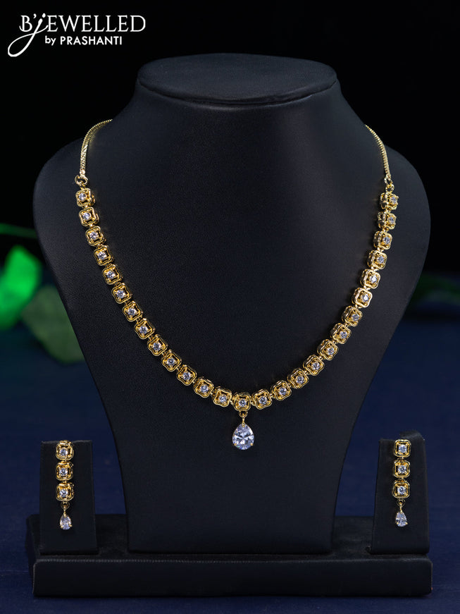 Zircon necklace with cz stones in gold finish