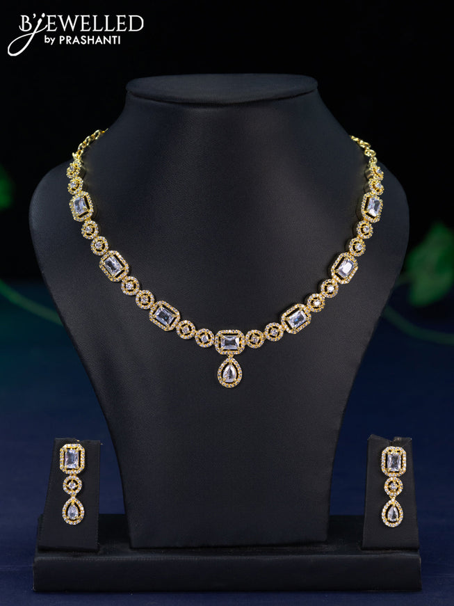 Zircon necklace with cz stones in gold finish