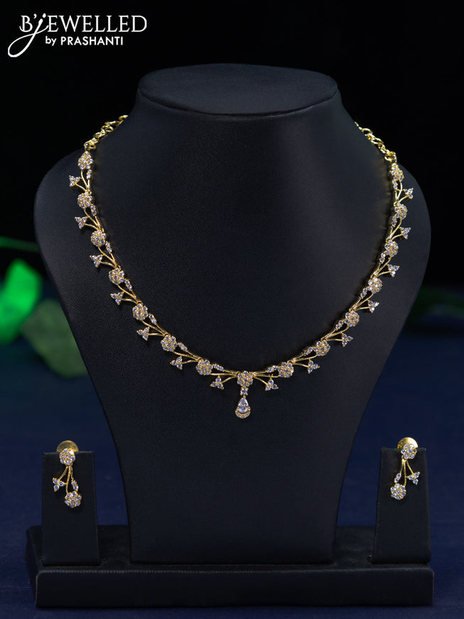 Zircon necklace with cz stones in gold finish