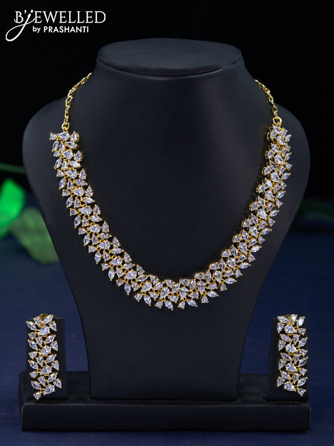 Zircon necklace with cz stones in gold finish