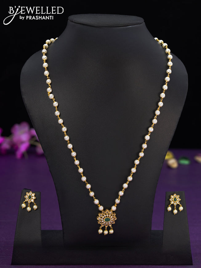 Pearl necklace with emerald & cz stones and pearl hangings