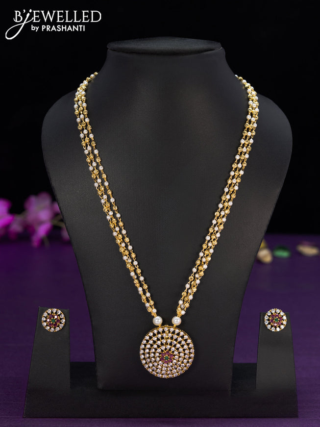 Pearl necklace with kemp and cz stones