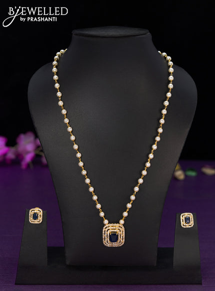 Pearl necklace with sapphire and cz stones