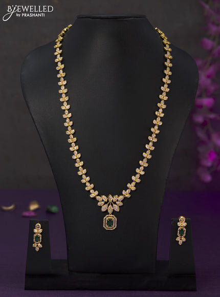 Antique haaram leaf design with emerald and cz stones