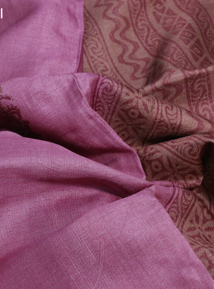 Pure tussar silk saree mauve pink and maroon with floral butta prints in borderless style