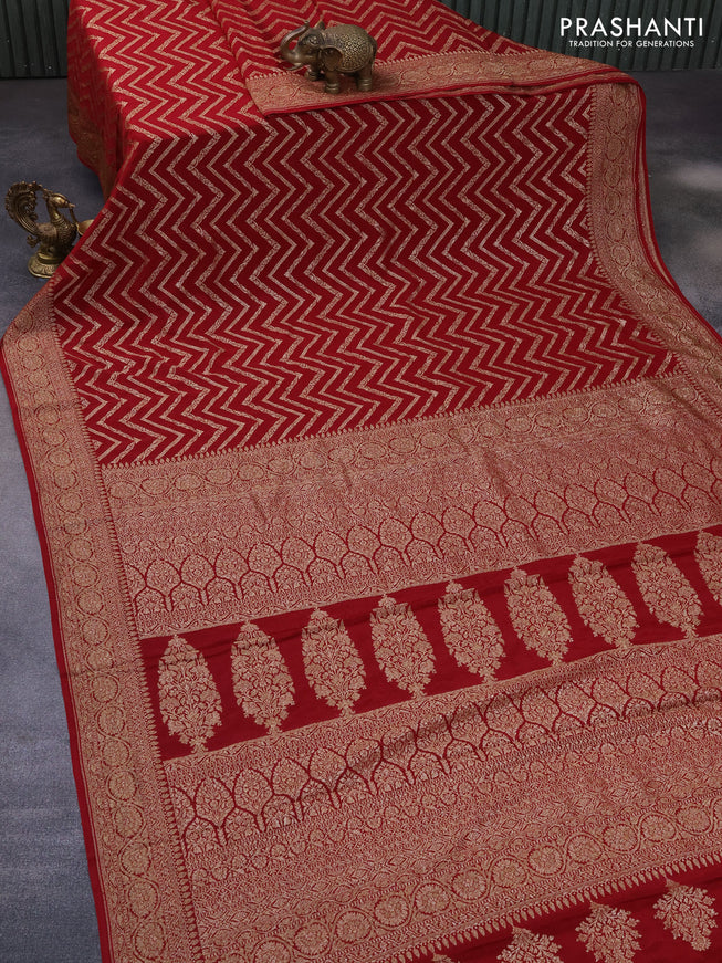 Banarasi crepe saree maroon with allover thread & zari zig zag weaves and woven border