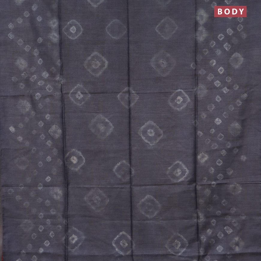 Bamboo saree grey and red shade with thread weaves & batik butta prints in borderless style