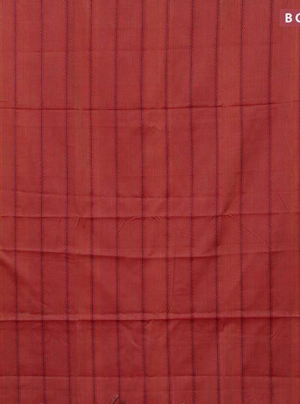 Narayanpet cotton saree red shade and deep maroon with allover thread weaves and piping border