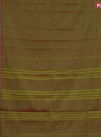 Narayanpet cotton saree dual shade of green and red with plain body and thread woven border