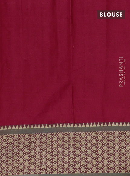 Narayanpet cotton saree red and dual shade of green with plain body and thread woven border