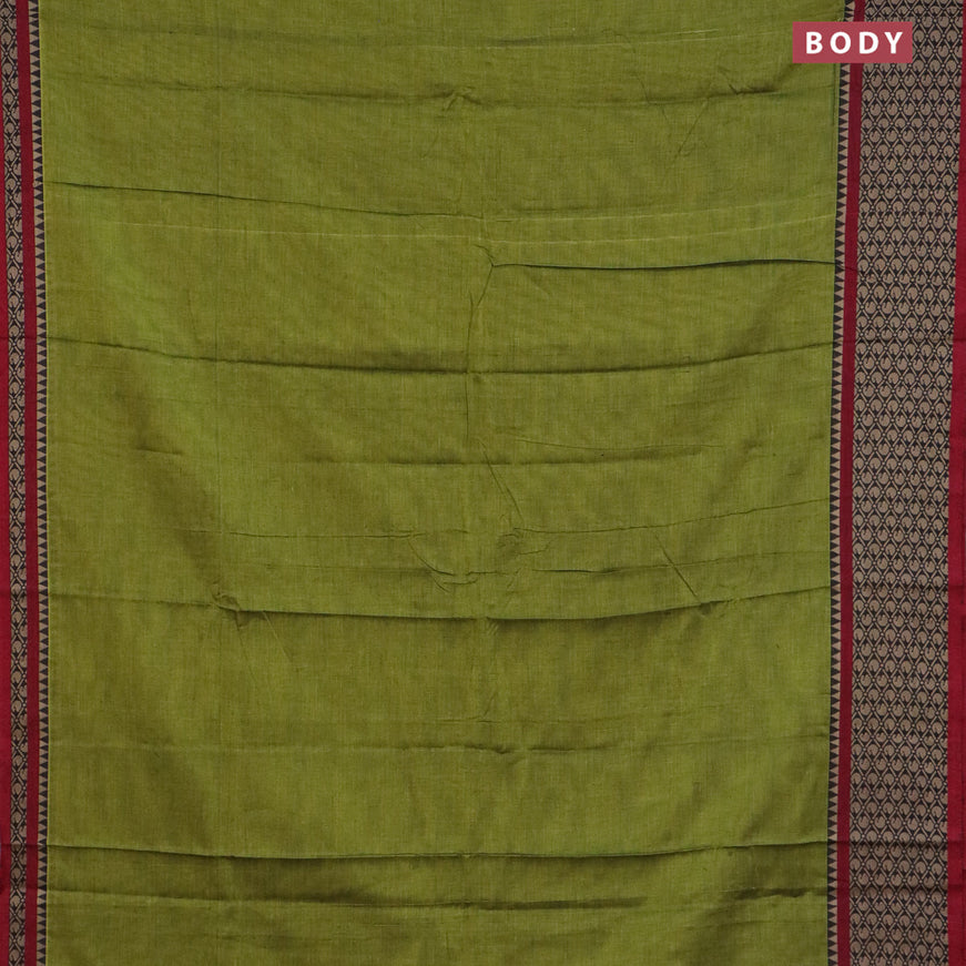 Narayanpet cotton saree mehendi green and maroon with plain body and thread woven border