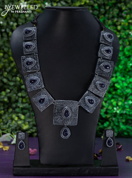 Teracotta grey necklace with square shape pendant and hangings