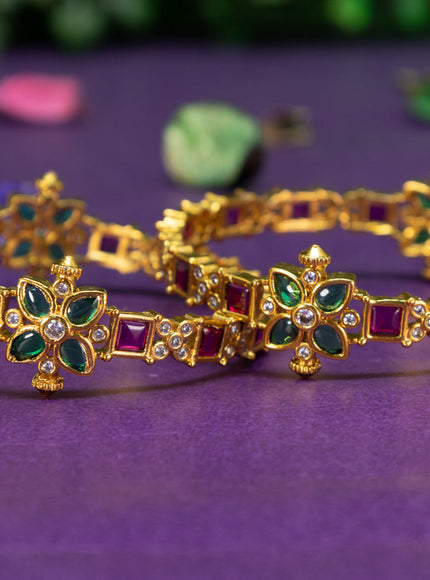 Antique bangle with kemp and cz stones