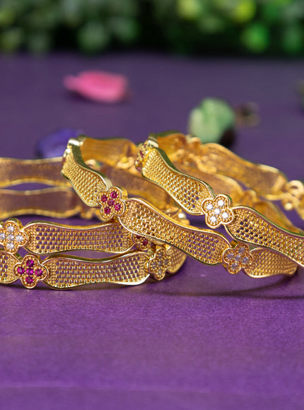 Antique bangle with pink kemp stones