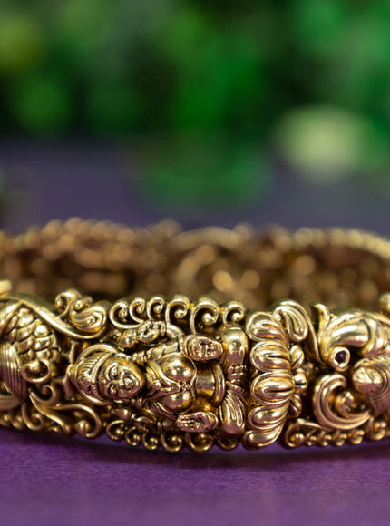 Antique bangle lakshmi design with kemp stones