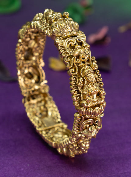 Antique bangle lakshmi design with kemp stones