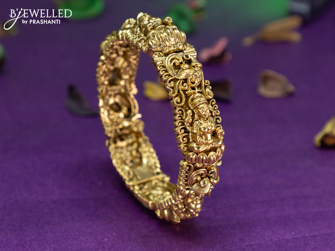 Antique bangle lakshmi design with kemp stones