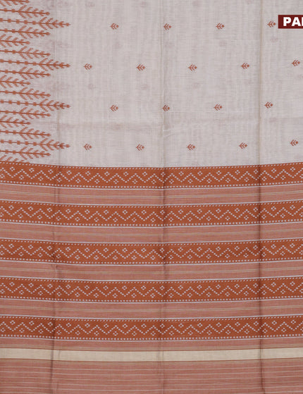 Munga cotton saree beige and rust shade with allover thread woven buttas and thread woven border