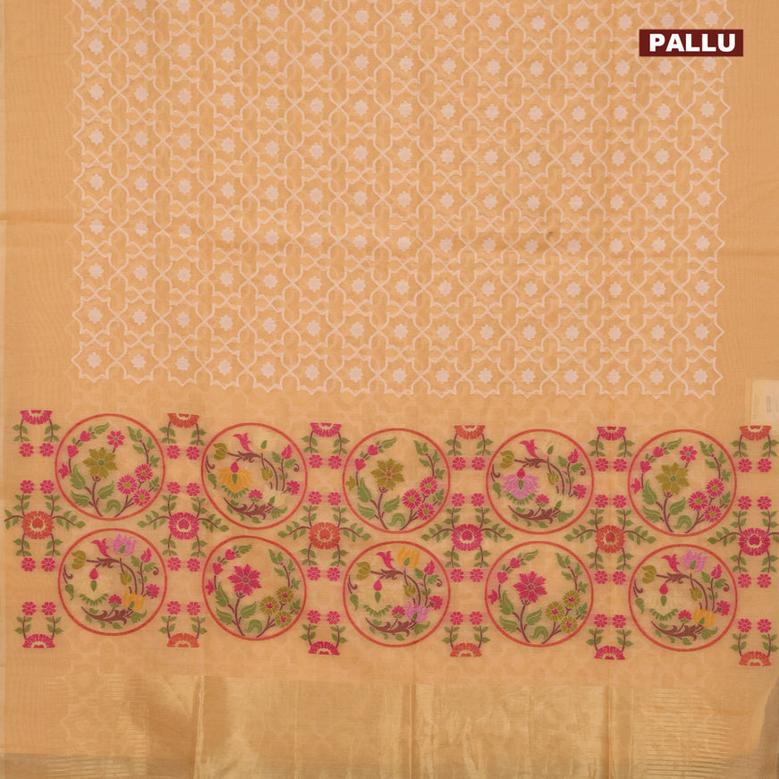 Munga cotton saree pale orange with allover thread weaves in borderless style