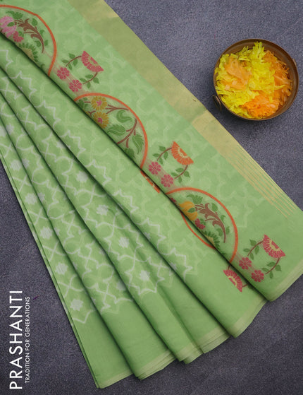 Munga cotton saree light green with allover thread weaves in borderless style