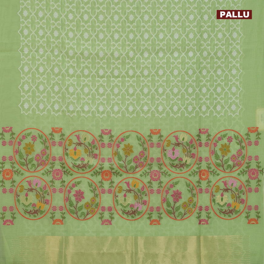 Munga cotton saree light green with allover thread weaves in borderless style