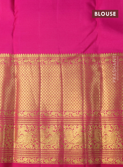 Pure kanchipuram silk saree cream and pink with allover zari woven brocade weaves and long zari woven border