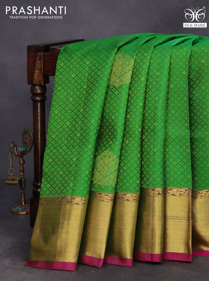 Pure kanchipuram silk saree green and pink with allover thread weaves & zari buttas and zari woven border