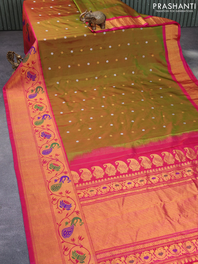 Gadwal silk saree manthulir green and pink with zari woven buttas and long thread & zari woven border