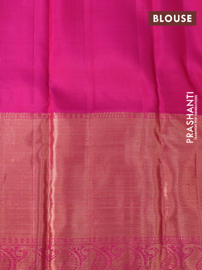 Pure kanchipuram silk saree dual shade og green and pink with paisley copper zari woven buttas and long rich copper zari woven border