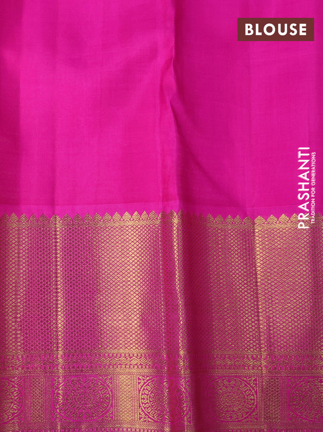 Pure kanchipuram tissue silk saree dual shade of green and pink with allover thread & zari woven paisley brocade weaves and long rich zari woven border