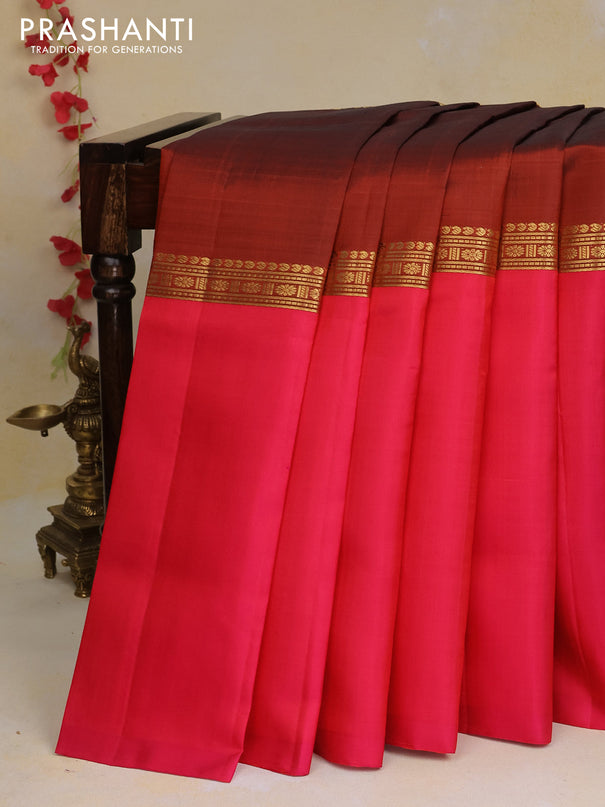 Pure kanchipuram silk saree dual shade of mustard green and maroon pink with plain body and long ganga jamuna border