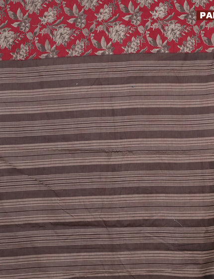 Muslin cotton saree maroon and grey with allover prints and small zari woven border