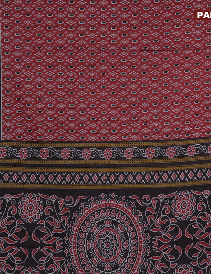 Muslin cotton saree maroon and black with allover ikat weaves and printed border