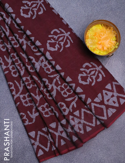 Muslin cotton saree maroon with allover batik prints and printed border