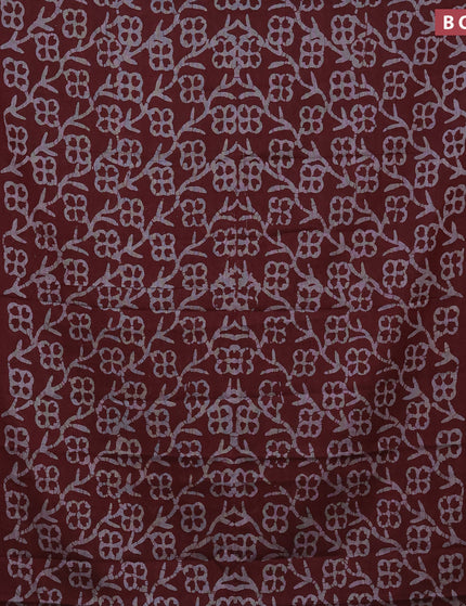 Muslin cotton saree maroon with allover batik prints and printed border