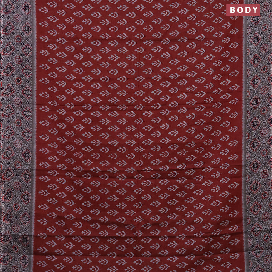 Muslin cotton saree maroon and grey with butta prints and ajrakh printed border