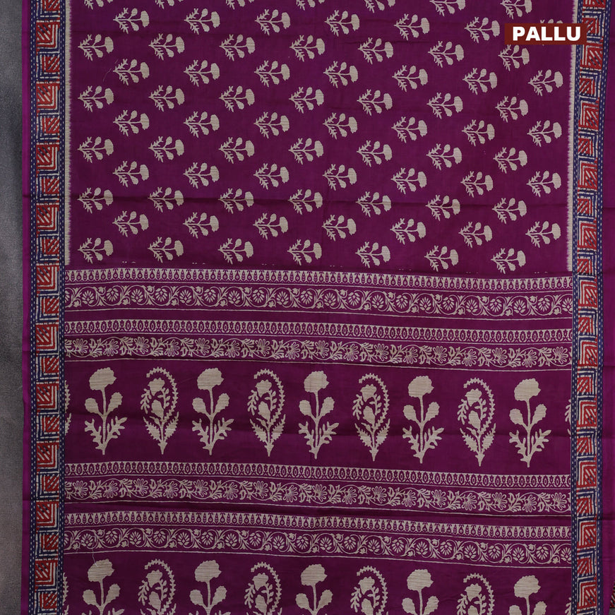 Muslin cotton saree deep purple with allover floral butta prints and printed border