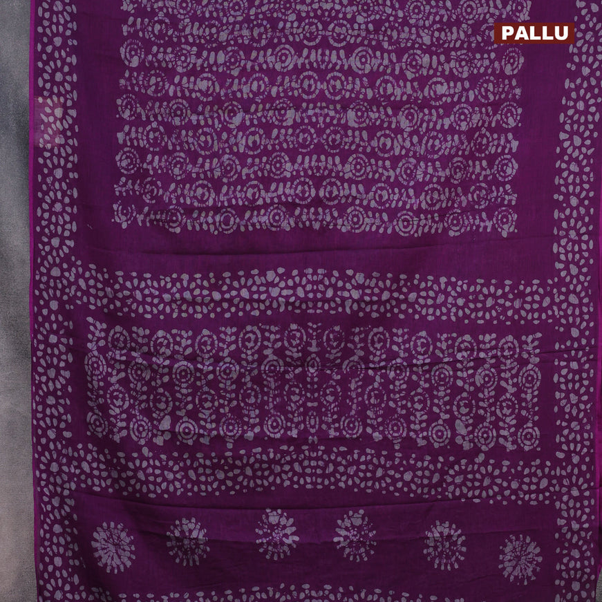 Muslin cotton saree purple and grey with allover batik prints and printed border