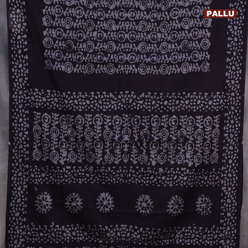 Muslin cotton saree dark blue and grey with allover batik prints and printed border