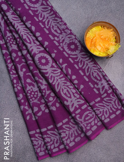 Muslin cotton saree purple and grey with allover batik prints and printed border