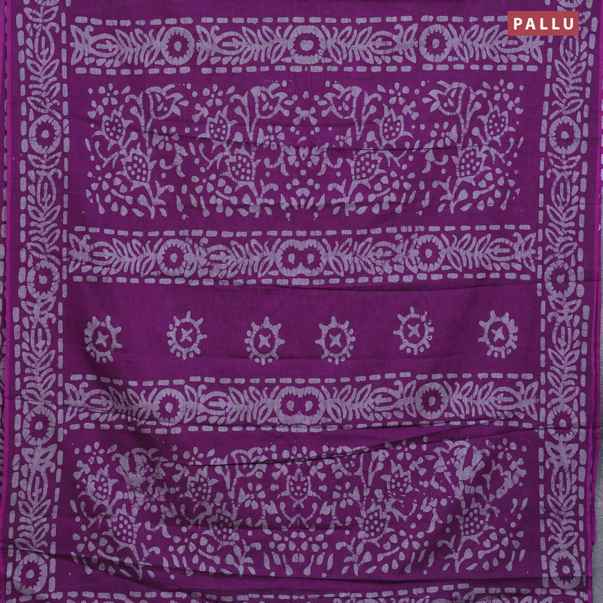 Muslin cotton saree purple and grey with allover batik prints and printed border