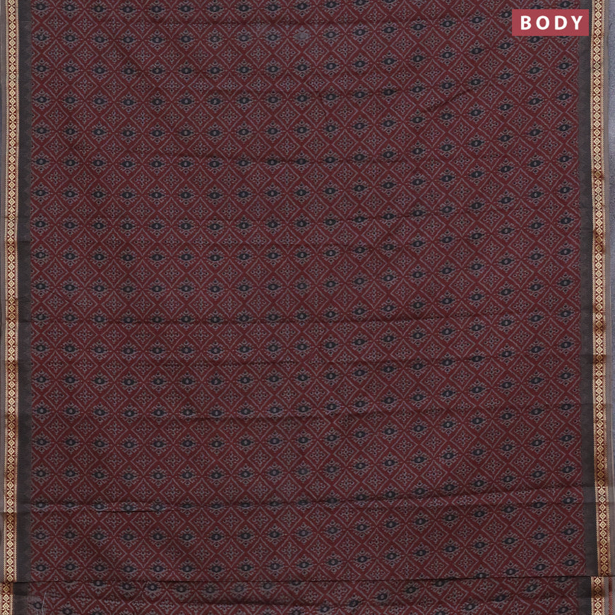 Muslin cotton saree maroon and grey with allover ikkat prints and thread woven border