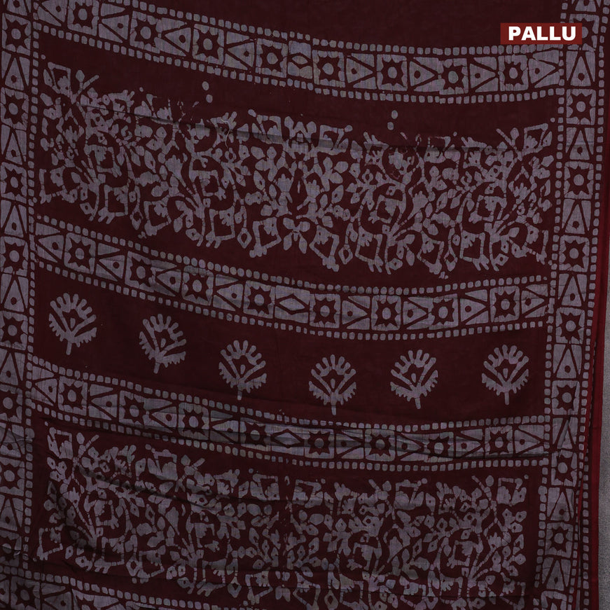 Muslin cotton saree dark maroon and grey with allover batik prints and printed border