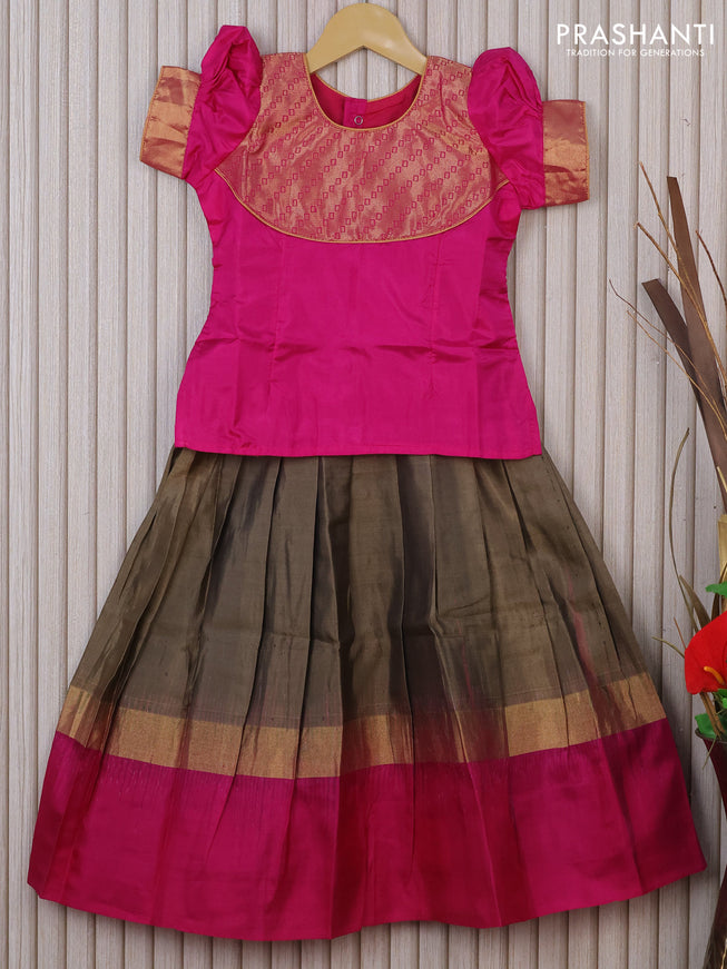 Silk kids lehenga pink and grey shade with patch work neck pattern and zari woven simple border for 5 years