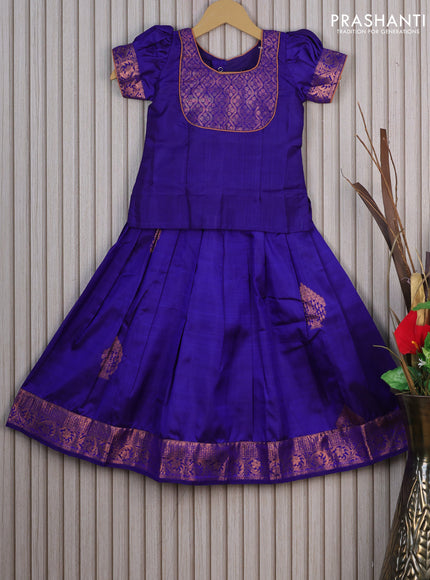 Silk kids lehenga navy blue with simple zari neck pattern and copper zari woven border for 4 years