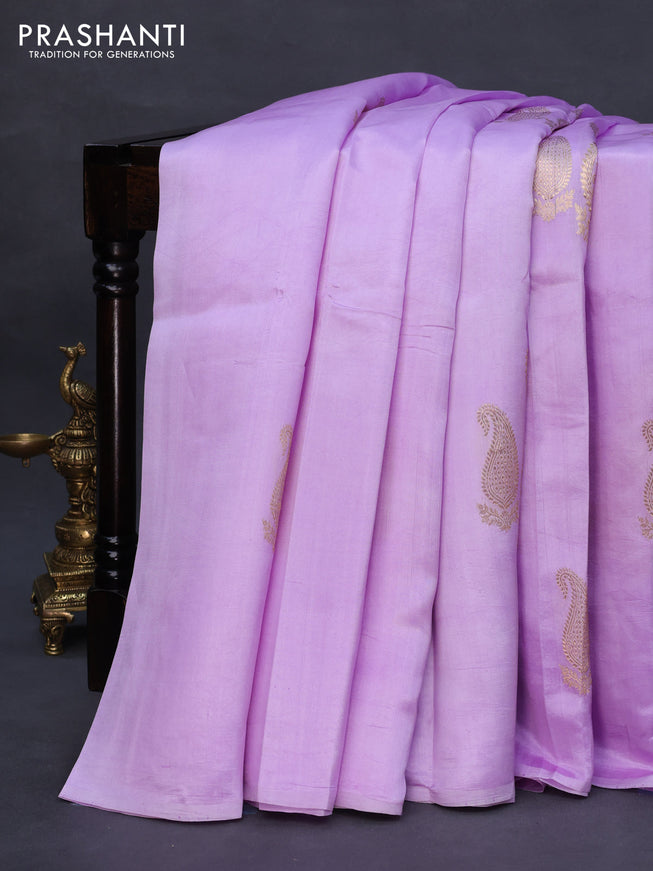 Poona silk saree lavender shade with paisley zari woven buttas in borderless style