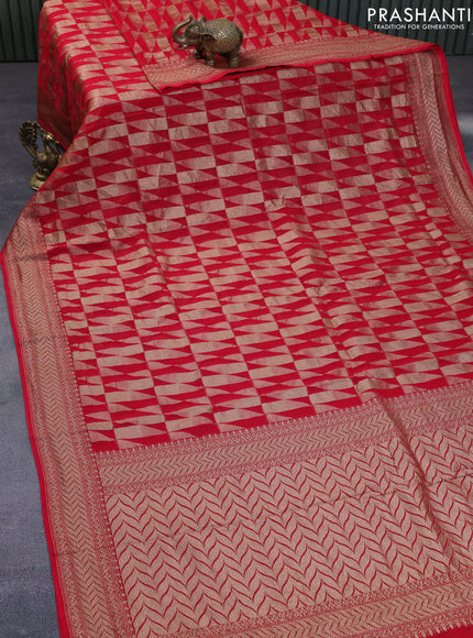 Banarasi georgette saree red with allover thread & zari woven wevaes and woven border